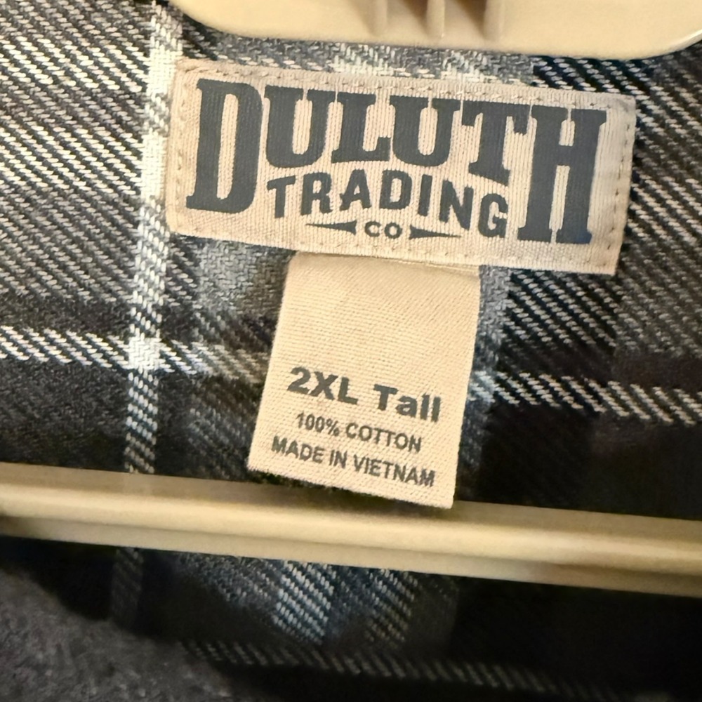 Duluth Trading Co Burlyweight Free Swingin' Flannel Shirt XXL Tall Gray Plaid - Picture 2 of 7